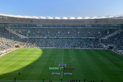 Bursaspor taraftarı TİM 47'yi unutmadı