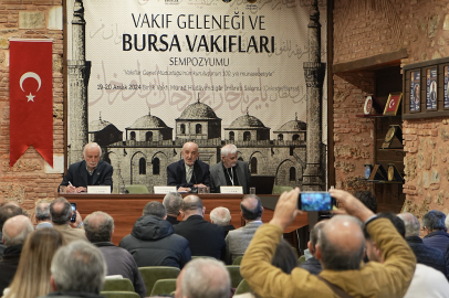 'Bursa Vakfiyeleri ve Vakıf Sergi Eserleri Fotoğraf Sergisi' açıldı