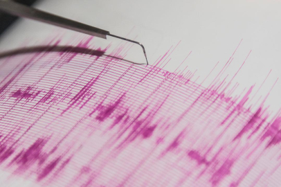 Azerbaycan'ın Türkiye sınırında 4,5 büyüklüğünde deprem