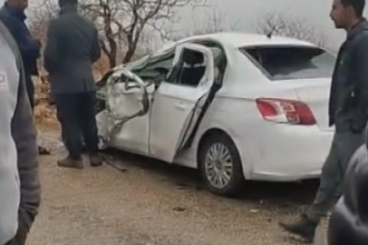 Gaziantep'te otomobil ile halk otobüsü çarpıştı