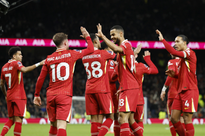 Liverpool, Tottenham engelini 6 golle aştı