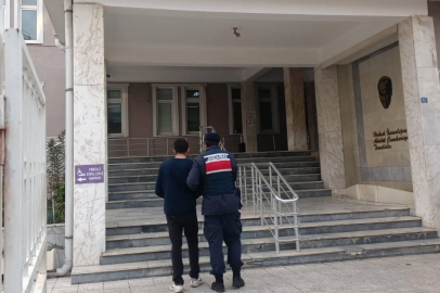 Cinsel istismar suçundan aranıyordu, Manisa’da yakalandı