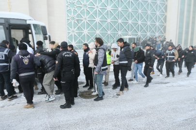 Bursa'da giysi satma vaadiyle dolandırıcılık! Çok sayıda şüpheli tutuklandı...