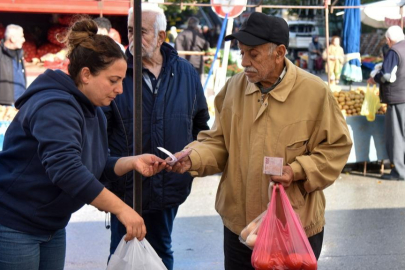 Evde yılbaşı sofrası maliyeti en az 1500 lira!