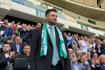 Enes Çelik’ten yeni yıl mesajı! “Bursaspor’umuza…”