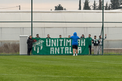 Antalya'da Pablo Martin Batalla’ya sevgi seli!