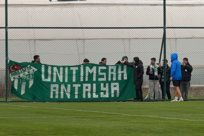 Ünitimsah, Bursaspor'u Antalya'da yalnız bırakmadı!