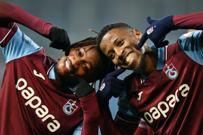 Trabzonspor Alanyaspor'u 3-0 mağlup etti!