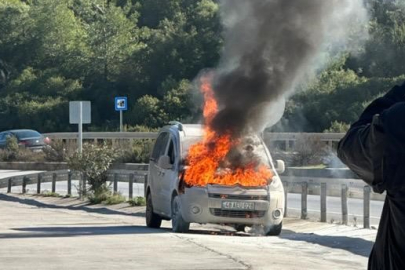 Muğla'da seyir halindeki araç alev topuna döndü