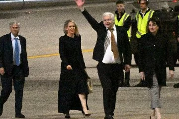 Assange, ülkesine döndü
