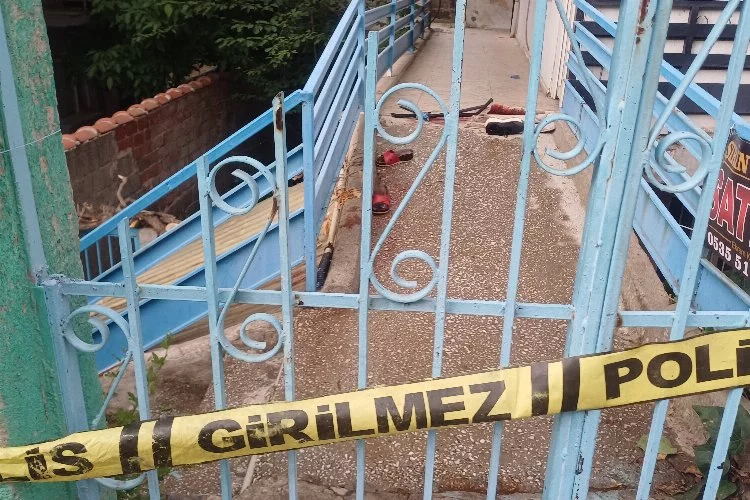 Manisa’da vahşi cinayet: 3 ölü