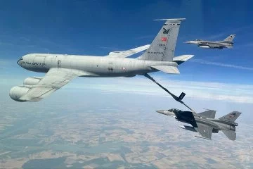 Türk F-16 jetleri Romanya hava sahasında nefes kesti